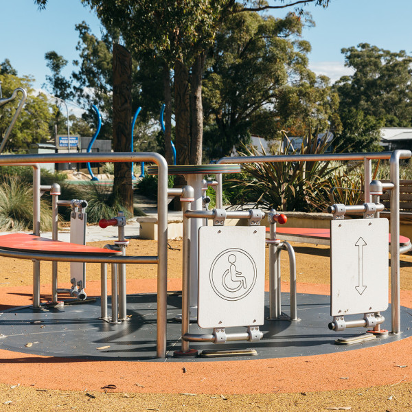 Inclusive spinning play equipment at Warragamba