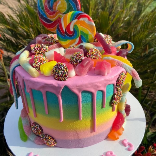 Rainbow Lolly cake DeliciousLeigh Cakes 