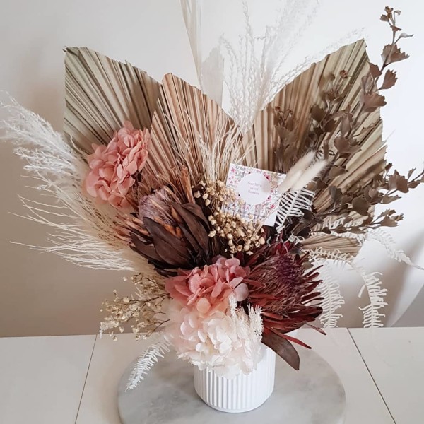 Dried floral arrangement centre piece